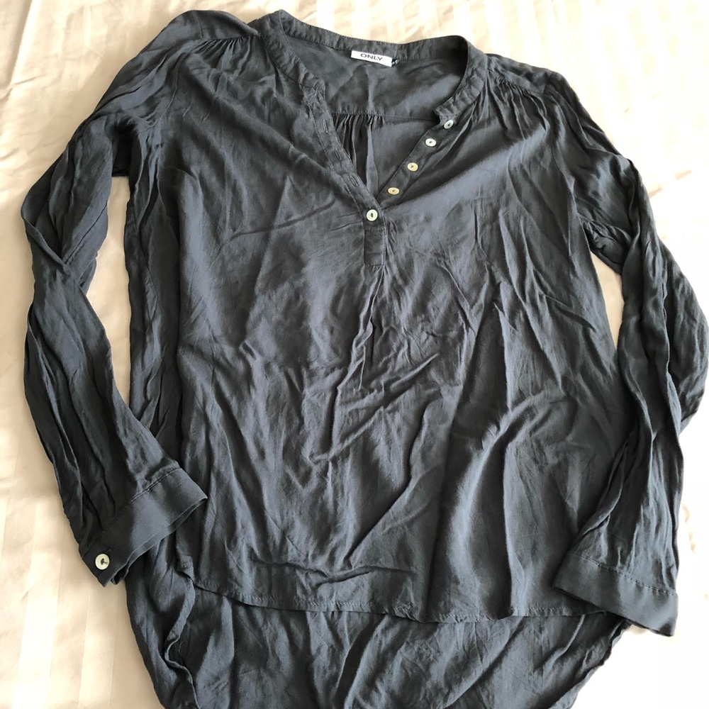 ONLY brand top from Europe